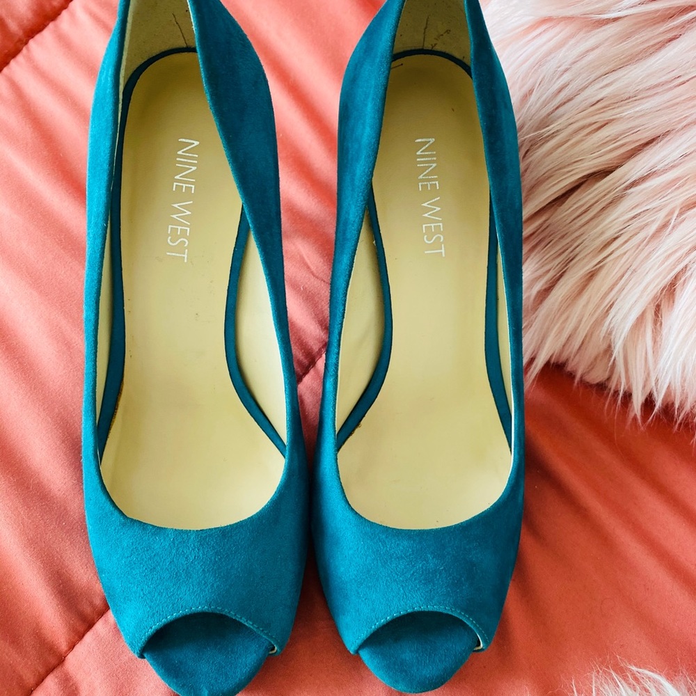 Women’s heels.